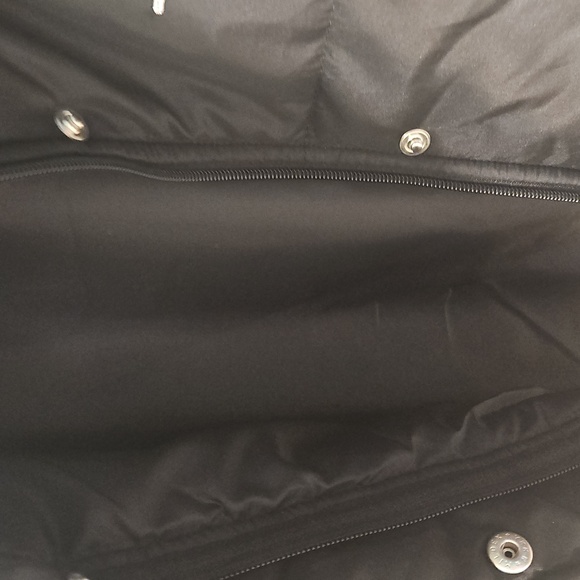 Disney juniors Black Puffer Jacket - Picture 3 of 5